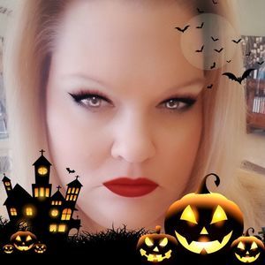 Meet your Posher, Stacie
